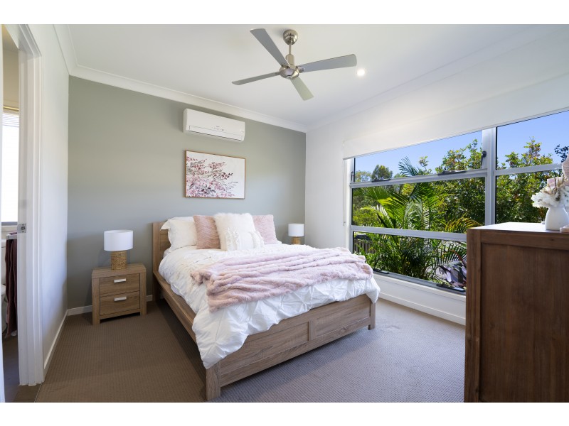 2/19 Joshua Place, Oxenford QLD 4210