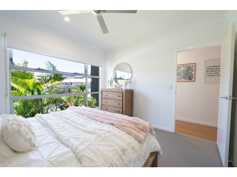 2/19 Joshua Place, Oxenford QLD 4210