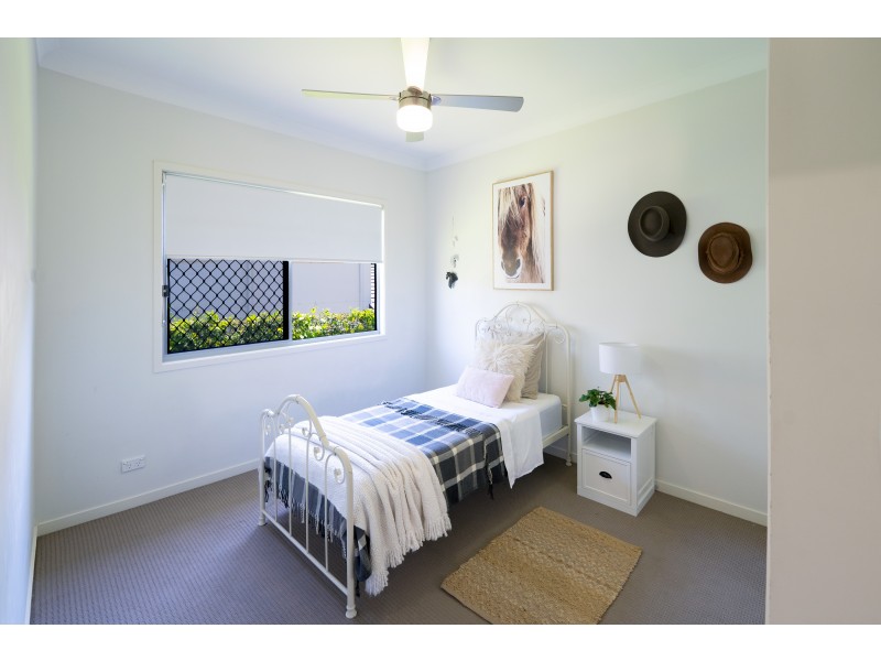 2/19 Joshua Place, Oxenford QLD 4210