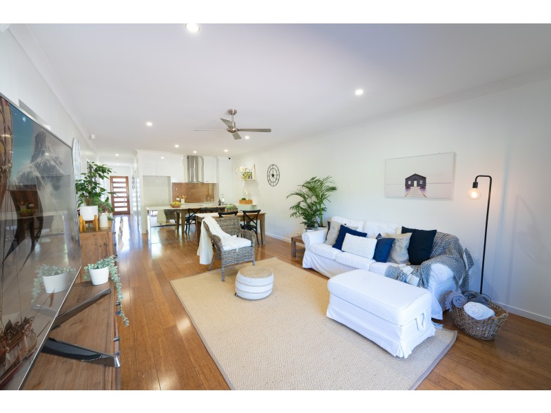 2/19 Joshua Place, Oxenford QLD 4210