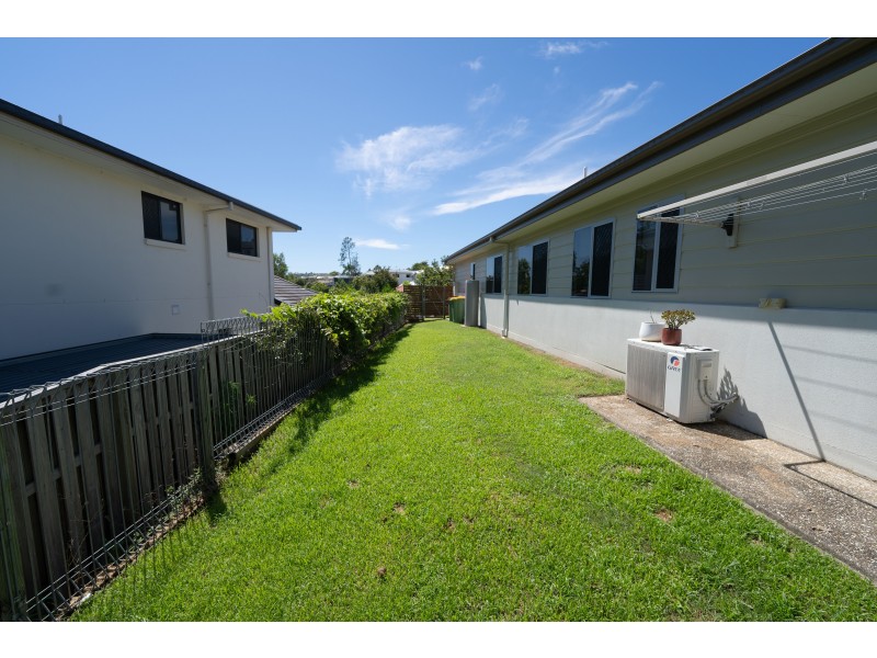 2/19 Joshua Place, Oxenford QLD 4210