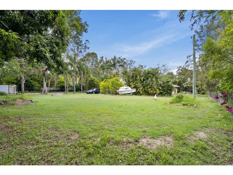 82-84 Carter Road, Munruben QLD 4125