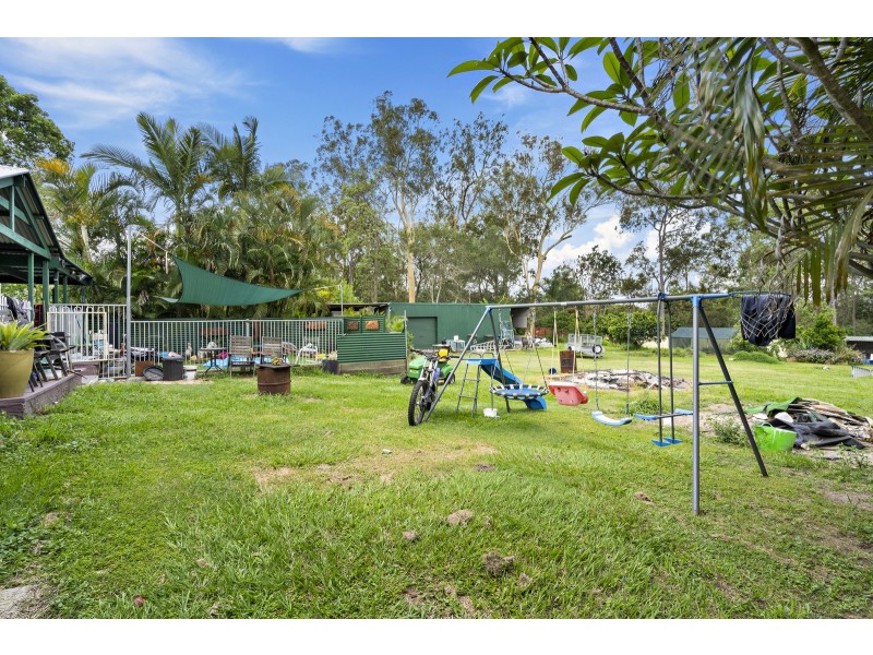 82-84 Carter Road, Munruben QLD 4125