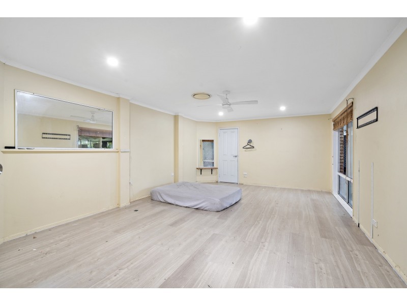 82-84 Carter Road, Munruben QLD 4125