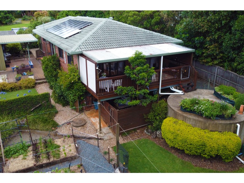 18 Manitzky Road, Tamborine Mountain QLD 4272