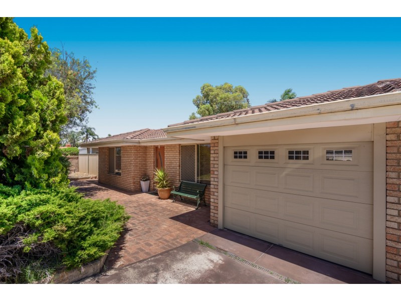 33A Annois Road, Bibra Lake WA 6163