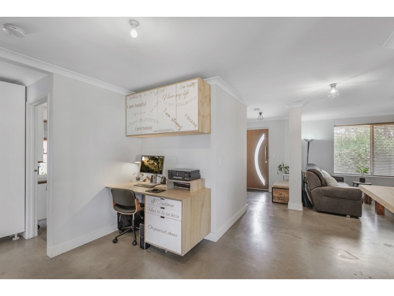 33A Annois Road, Bibra Lake WA 6163