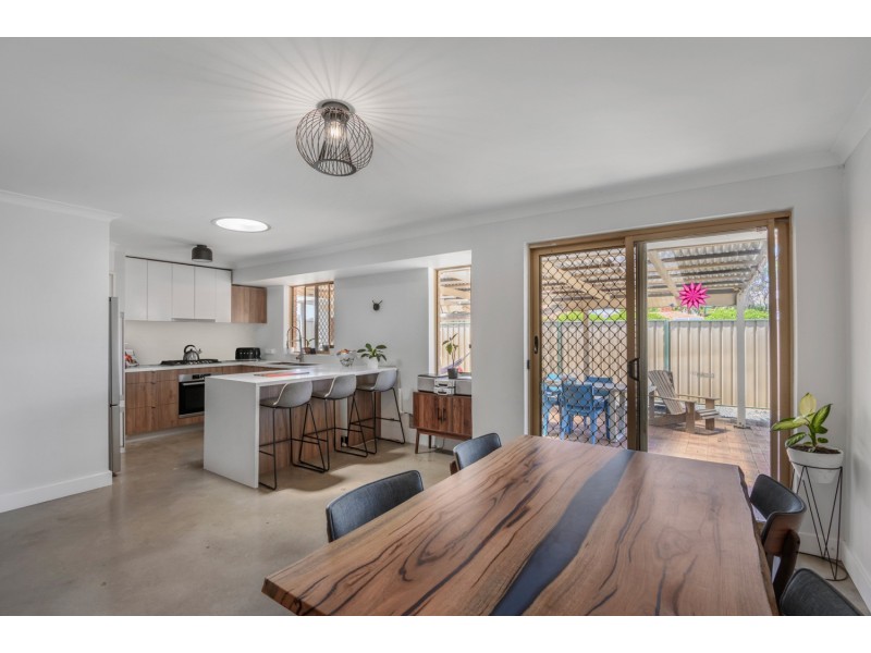33A Annois Road, Bibra Lake WA 6163