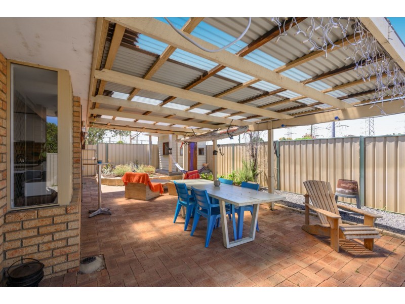 33A Annois Road, Bibra Lake WA 6163