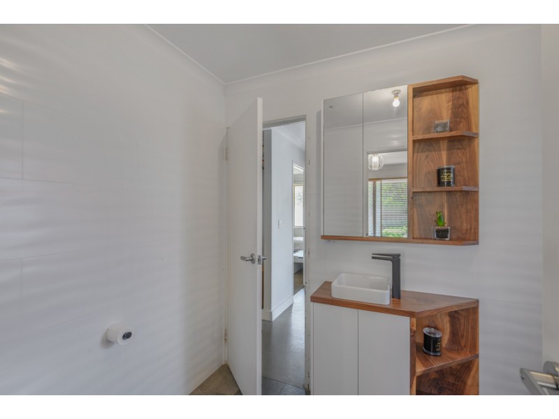 33A Annois Road, Bibra Lake WA 6163