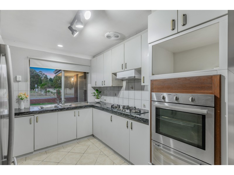 73 Doorigo Road, Armadale WA 6112