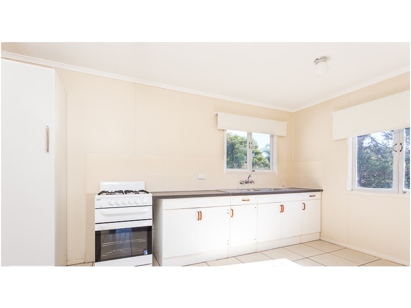 177 Jacaranda Avenue, Kingston QLD 4114