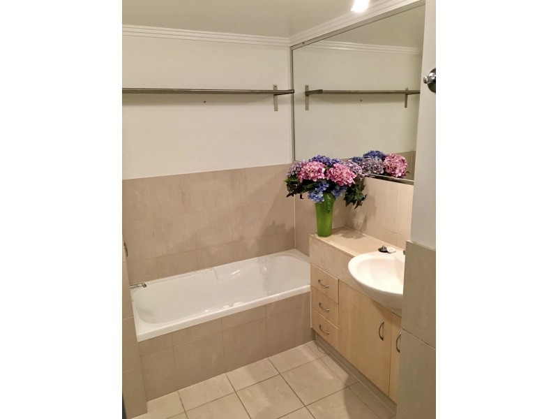 B3/26 Parish Street, Spring Hill QLD 4000