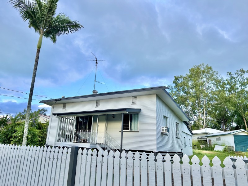 1 Parcell Street, Brassall QLD 4305