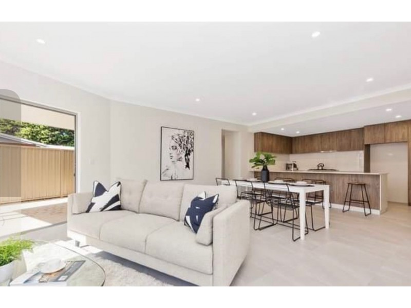 B/18 harrolyn Avenue, Riverton WA 6148