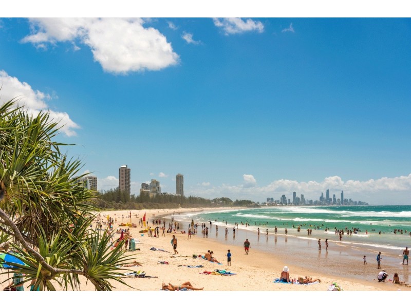 Chevron Island QLD 4217