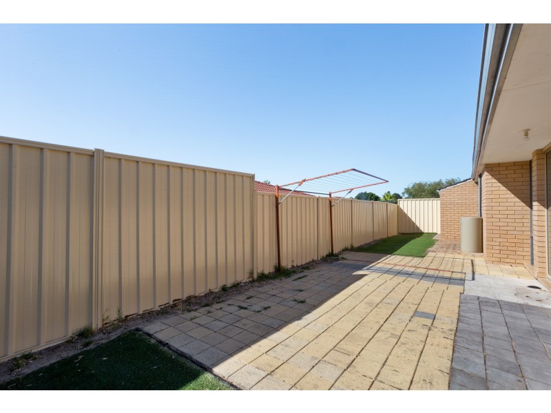 40 Smiths Avenue, Redcliffe WA 6104