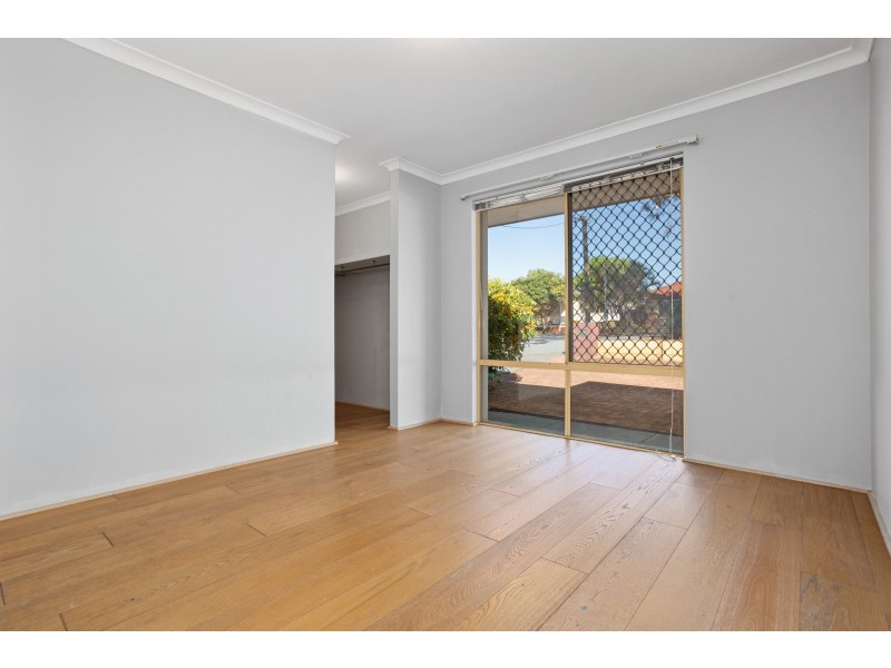 40 Smiths Avenue, Redcliffe WA 6104