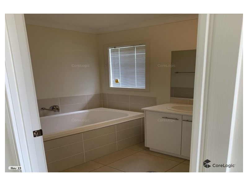38 Sewells Circuit, Spring Mountain QLD 4124