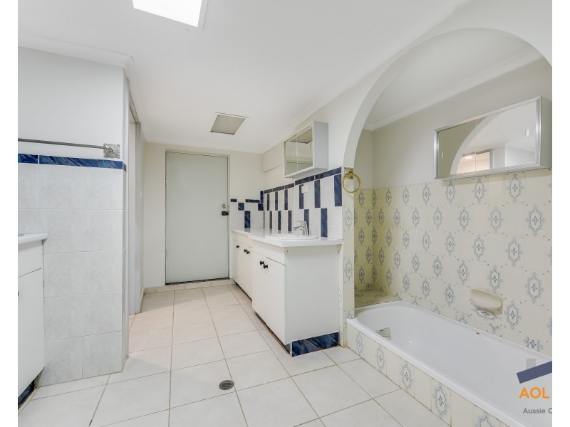 2 Westfield Boulevard, Westmeadows VIC 3049