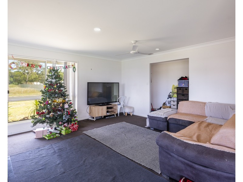 19 Empress Drive, Moore Park Beach QLD 4670