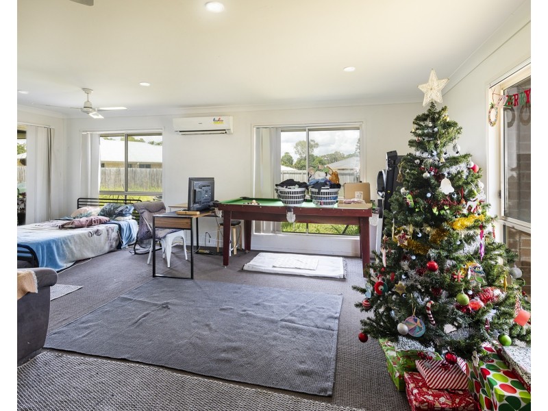 19 Empress Drive, Moore Park Beach QLD 4670