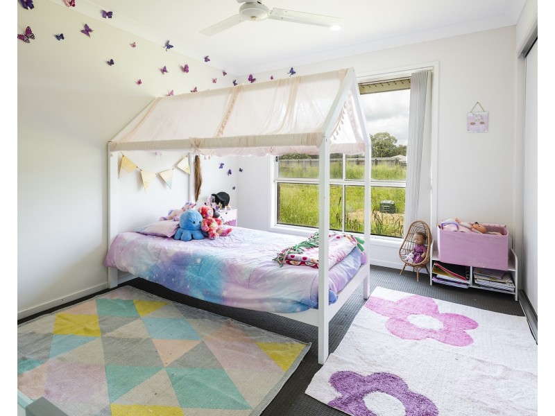 19 Empress Drive, Moore Park Beach QLD 4670