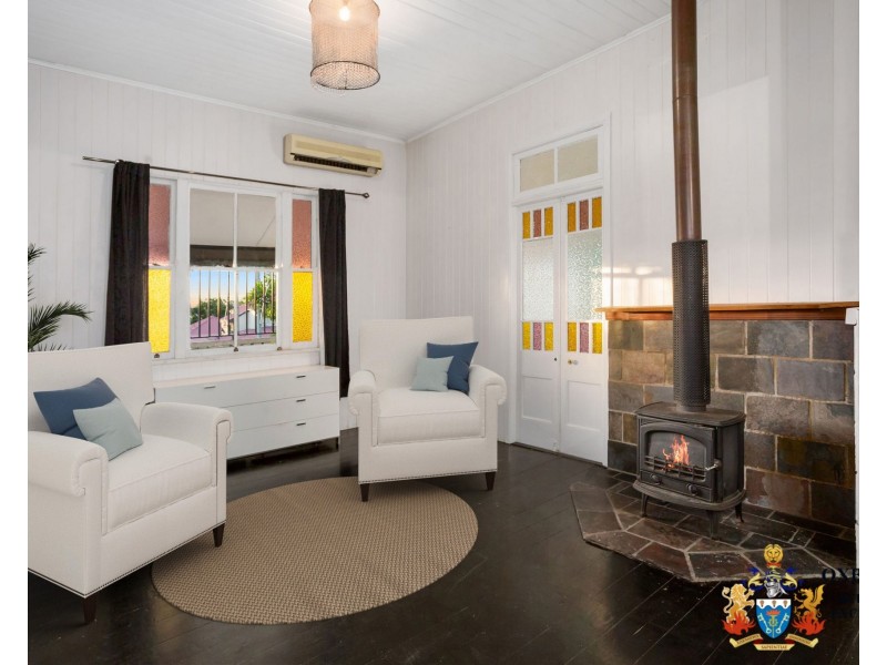 27 Alexandra Street, Booval QLD 4304