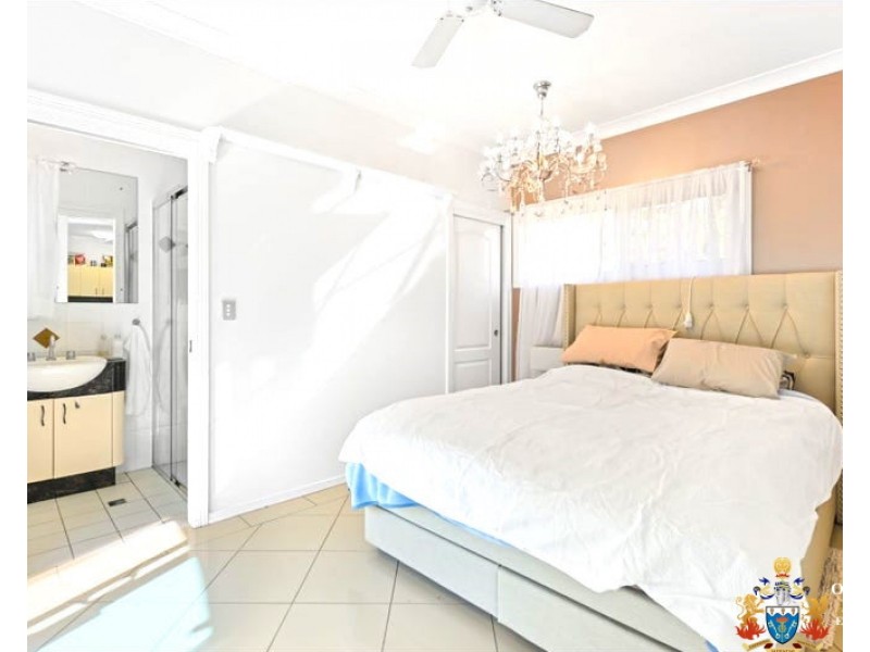 7 The Boulevard, Bongaree QLD 4507