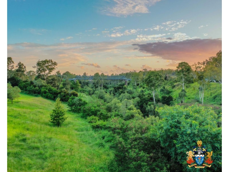 62 Gladstone Road, Sadliers Crossing QLD 4305