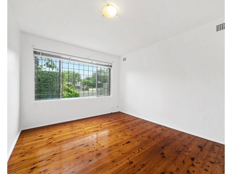 2/75 Park Street, Campsie NSW 2194