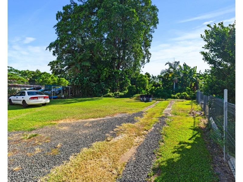 16 Glady Street, Innisfail QLD 4860
