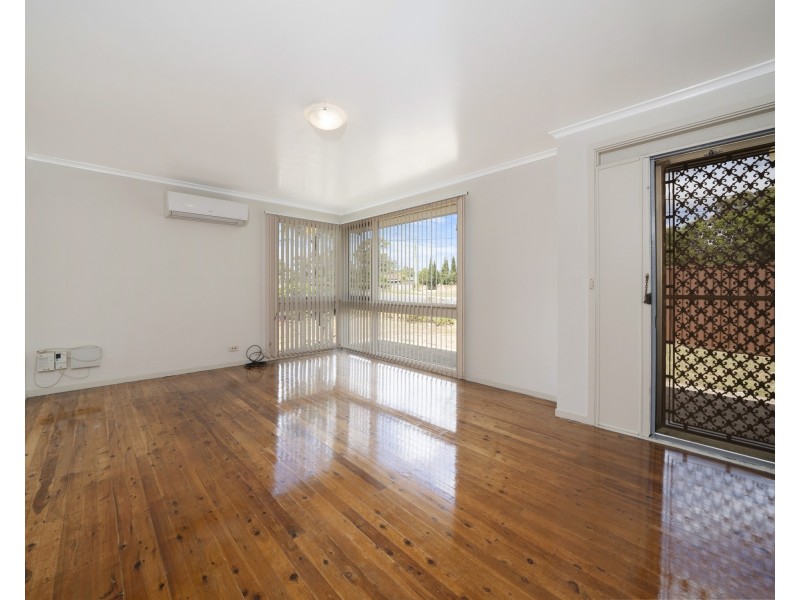 95 Eton Road, Cambridge Park NSW 2747