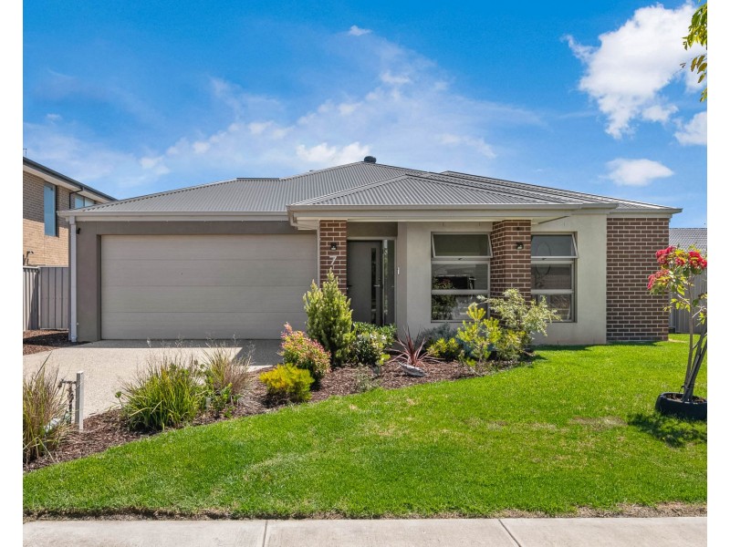 7 Stedman Way, Lang Lang VIC 3984