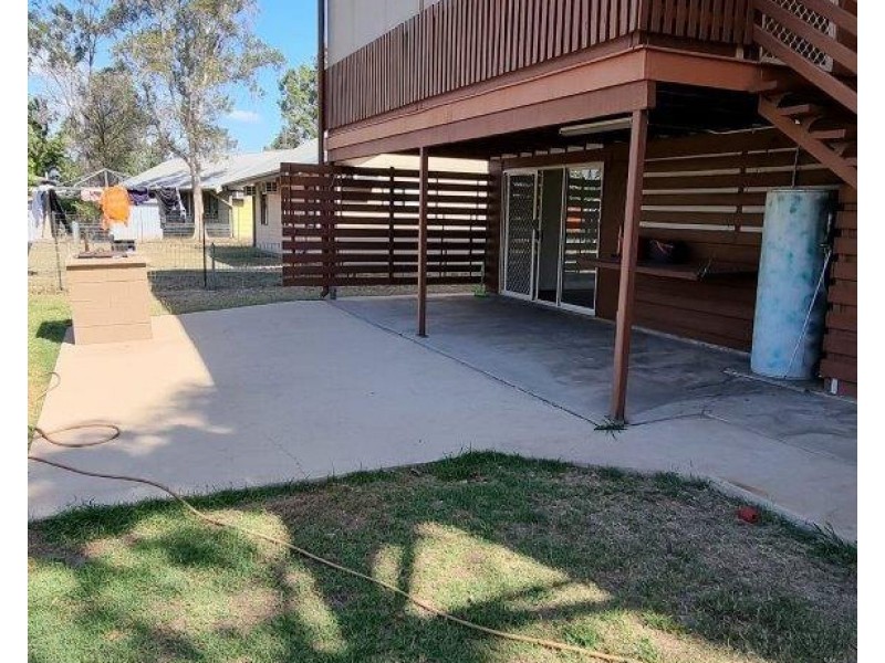 18 Walsh Avenue, Blackwater QLD 4717