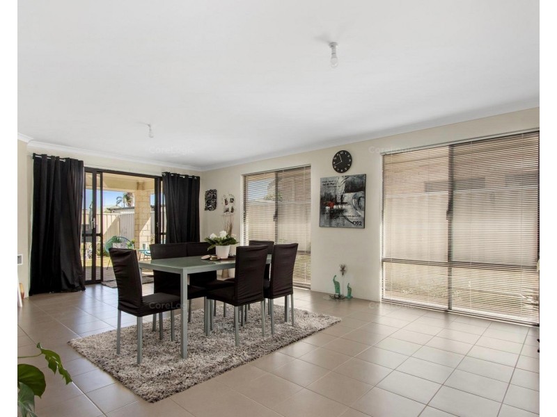2 ARNSIDE BEND, Waikiki WA 6169
