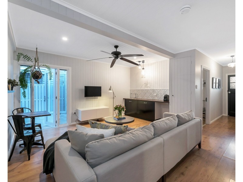 18 Jamieson Street, Bulimba QLD 4171