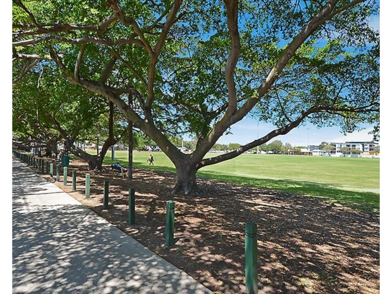 18 Jamieson Street, Bulimba QLD 4171