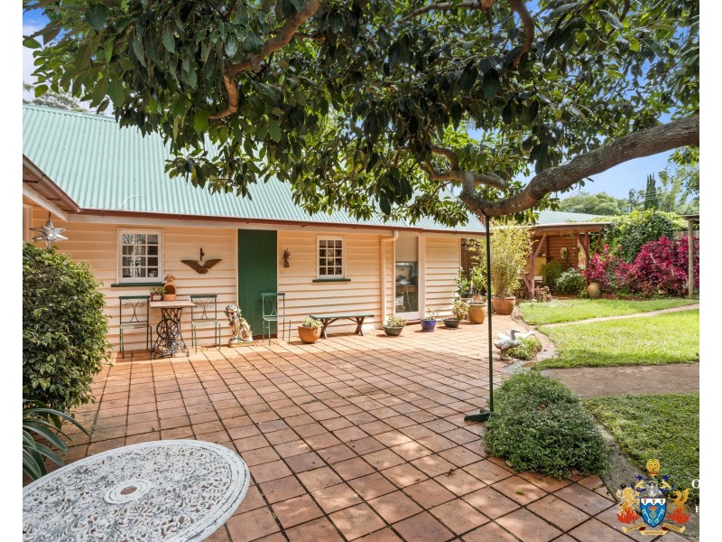 17-21 Cliff Way, Tamborine Mountain QLD 4272