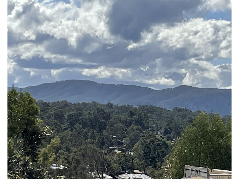 12 Rowning Court, Karalee QLD 4306