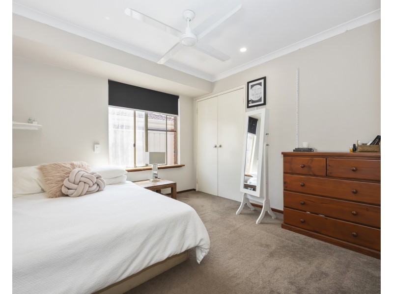 13 Tipuana Place, Thornlie WA 6108