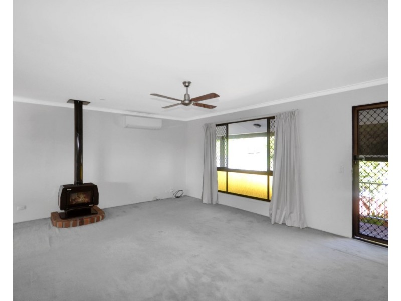 16 Eureka Crescent, Nerang QLD 4211