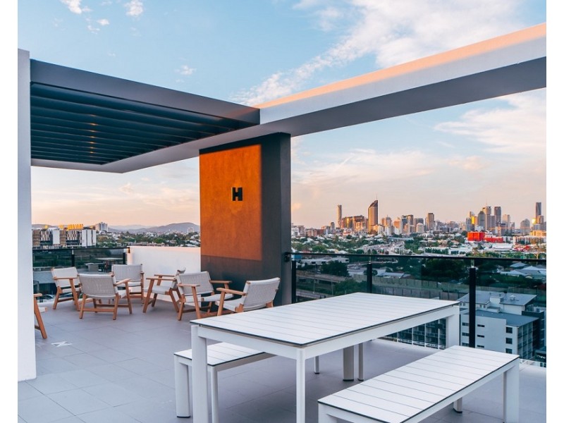 307/28 Wolseley Street, Woolloongabba QLD 4102