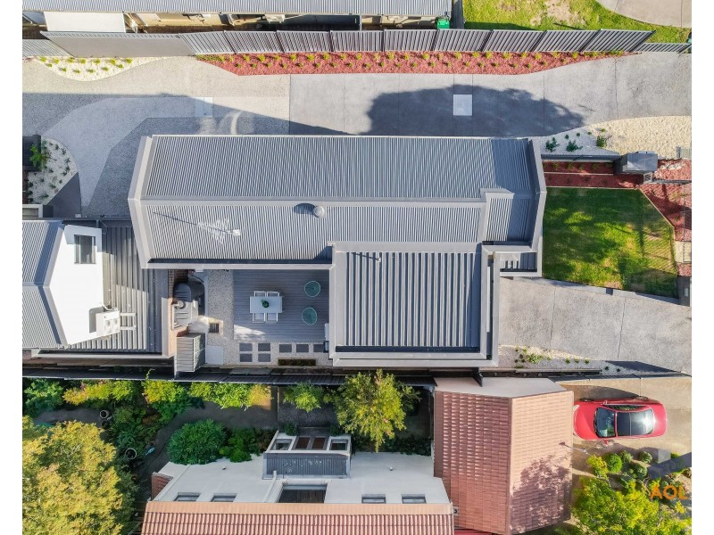 1/6 Riverview Street, Avondale Heights VIC 3034