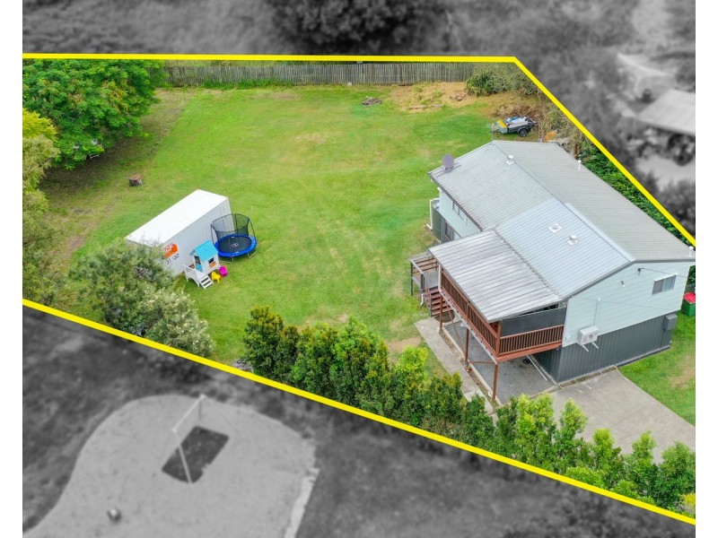 19 Lumbye Place, North Tivoli QLD 4305
