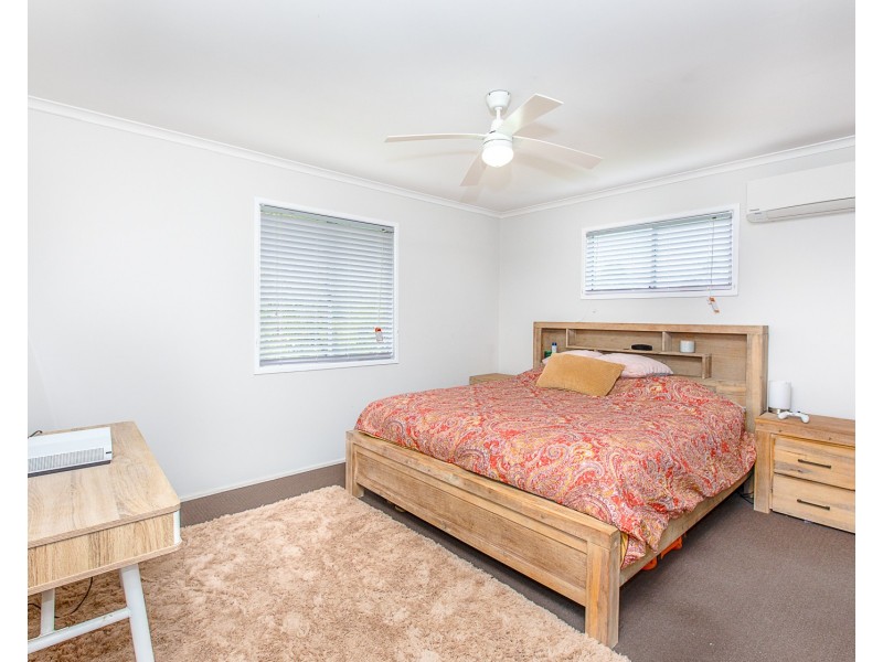 19 Lumbye Place, North Tivoli QLD 4305