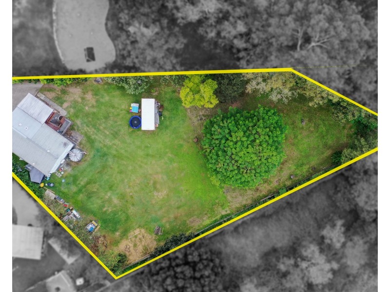 19 Lumbye Place, North Tivoli QLD 4305