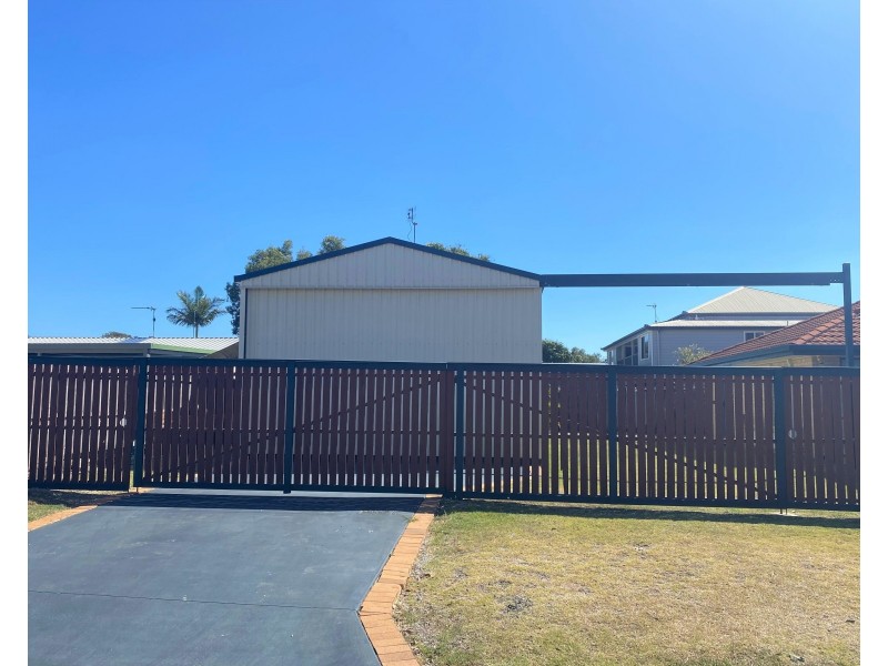 1 Aimee Drive, Urangan QLD 4655