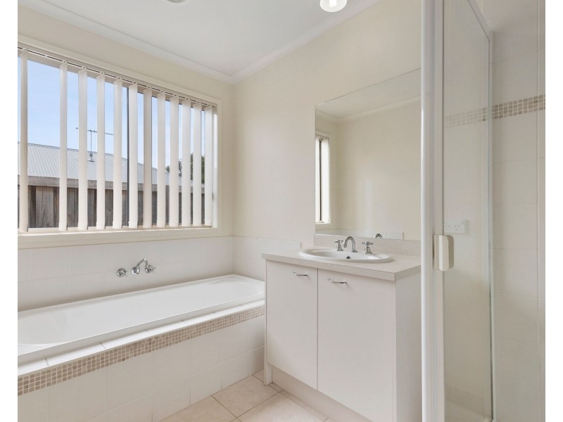 12 Mariner Court, Mount Martha VIC 3934