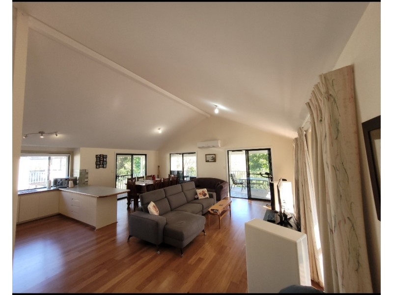 4 William Street, Glen Forrest WA 6071